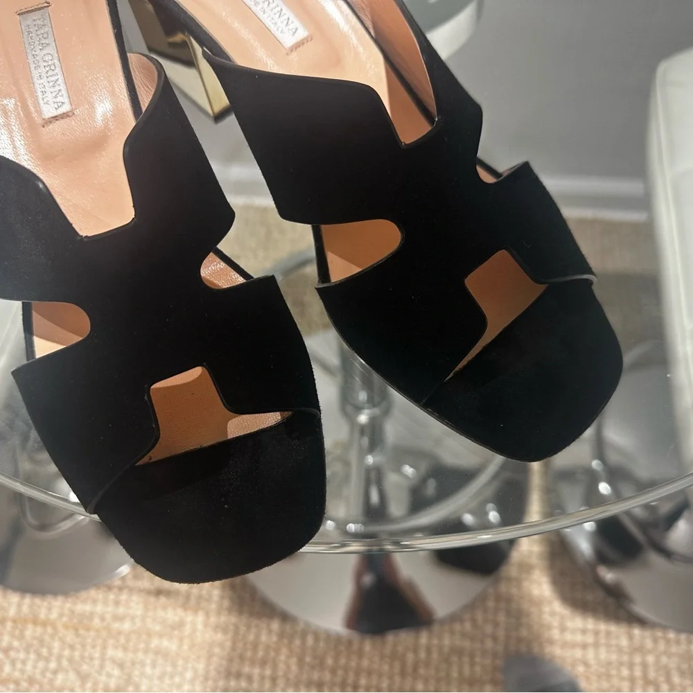 Tara Grimm The Delaney Vamp - Gold Heels - Picture 3 of 9